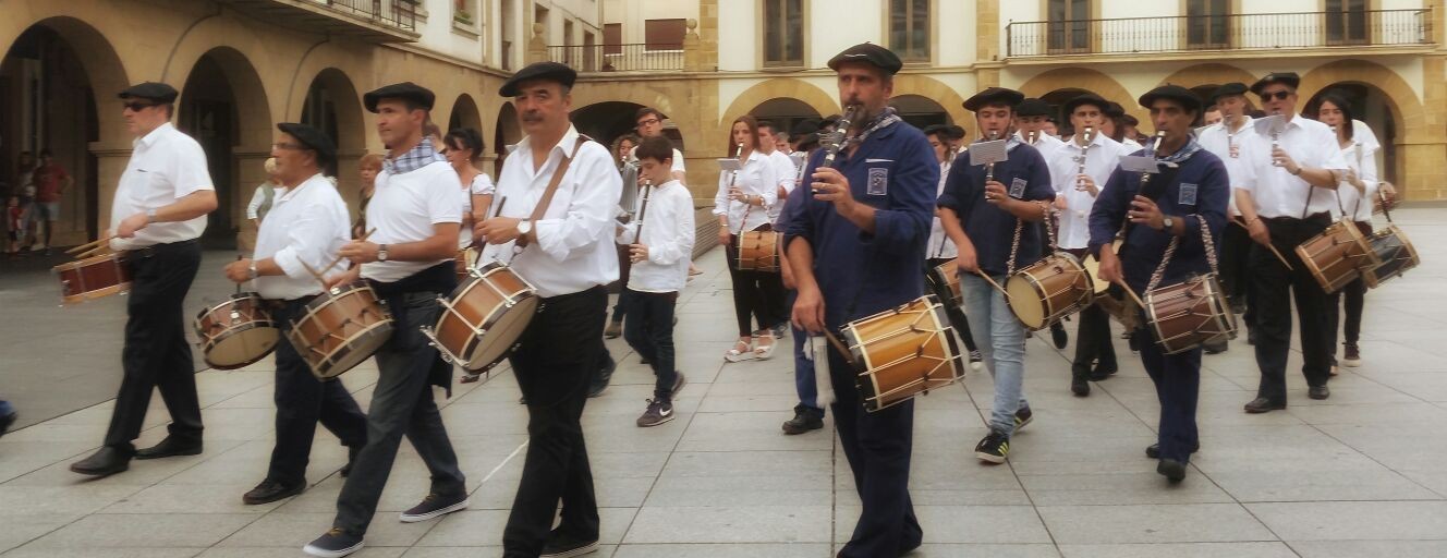 Zornotzako kultur elkarteek bat egin dute Euskal Jaia antolatzeko