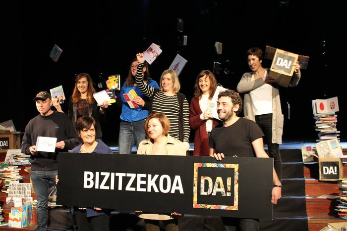 Euskal kulturaren alde "inurri-lana" egin dutenak omenduko ditu aurten Durangoko Azokak