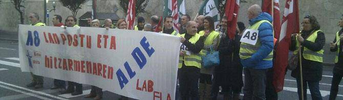 Enpleguaren eta lan  baldintzen aldeko mobilizazioak hasi dituzte