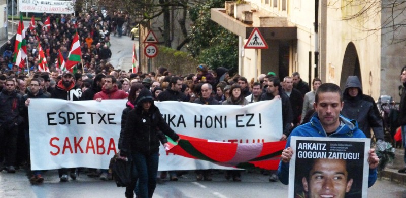 "Arkaitz, espetxe politika honek hil zaitu. Azkena izan behar duzu"