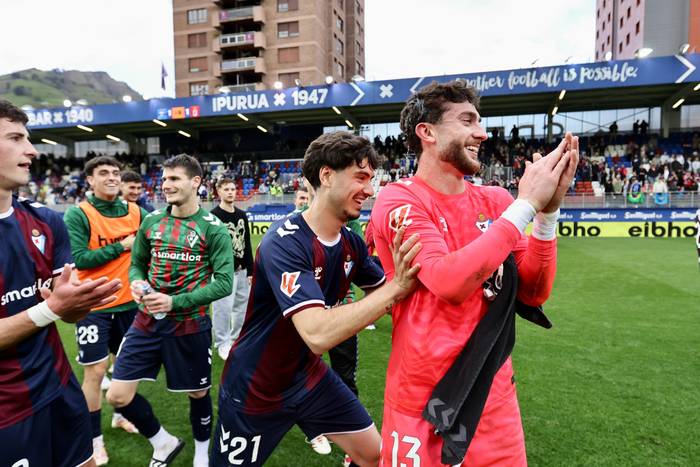 [BIDEOA]: Jon Mikel Magunagoitia, atezaina azken minutuko golegile bihurtzen denean
