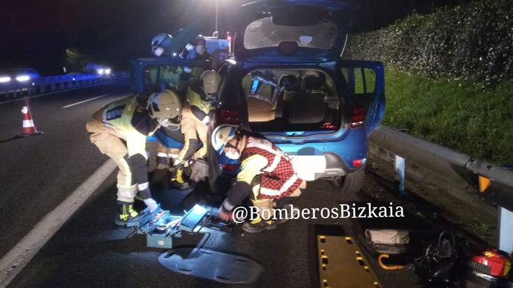Auto batek istripua izan du AP8an, Berrizen