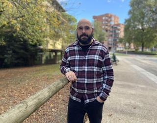 Ekaitz Herrera abadiñarrak irabazi du Augustin Zubikarai nobela beka