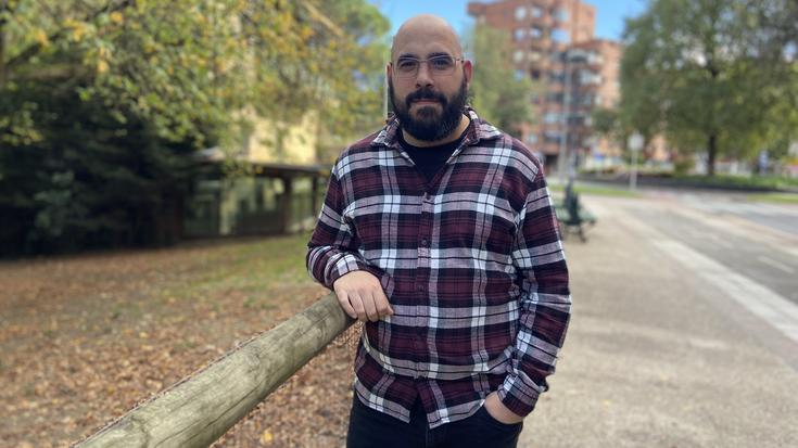 Ekaitz Herrera abadiñarrak irabazi du Augustin Zubikarai nobela beka