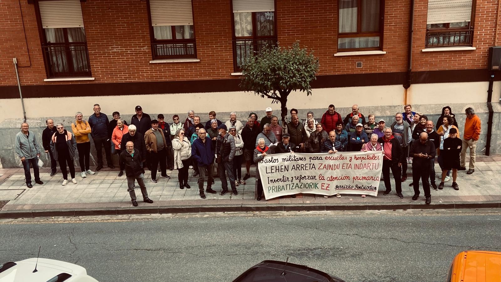 Aho batez onartu dute Berrizko pentsiodunek aurkezturiko mozioa