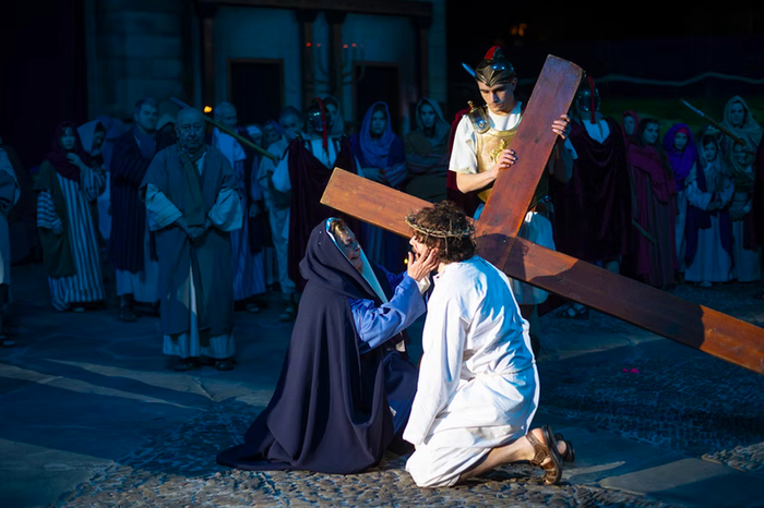 Udalak doako autobus zerbitzua jarriko du Bilbotik Durangora, Pasiñoaren antzezlana ikusteko