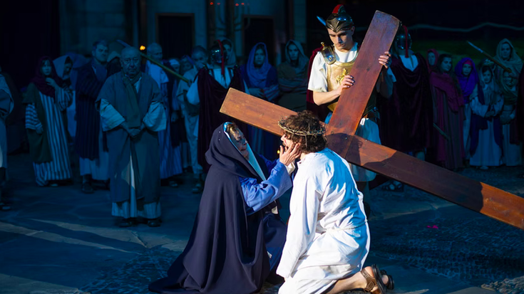 Udalak doako autobus zerbitzua jarriko du Bilbotik Durangora, Pasiñoaren antzezlana ikusteko