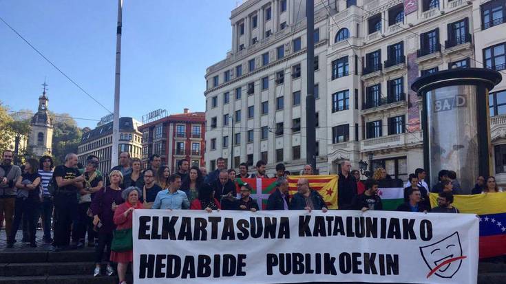 Euskal hedabideen elkartasuna, kataluniako hedabide publikoei