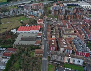 Zeus eremuko garaje-jabeekin interlokuzioa indartzeko batzarra egingo du Abadiñoko Udalak