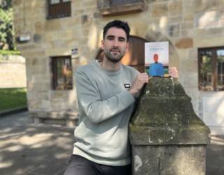 "Lotura duten istorio asko daude eta puzzlea ondo osatzeak denbora eskatu dit"