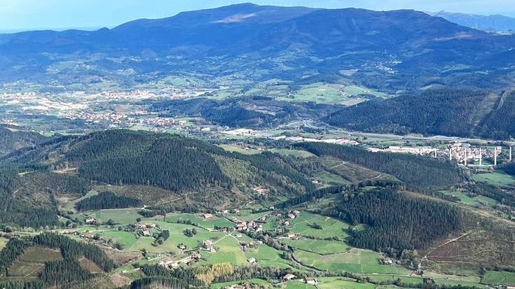 Atxondoko Udalak hasierako onarpena eman dio Hiri Antolamendurako Plan Orokorrari