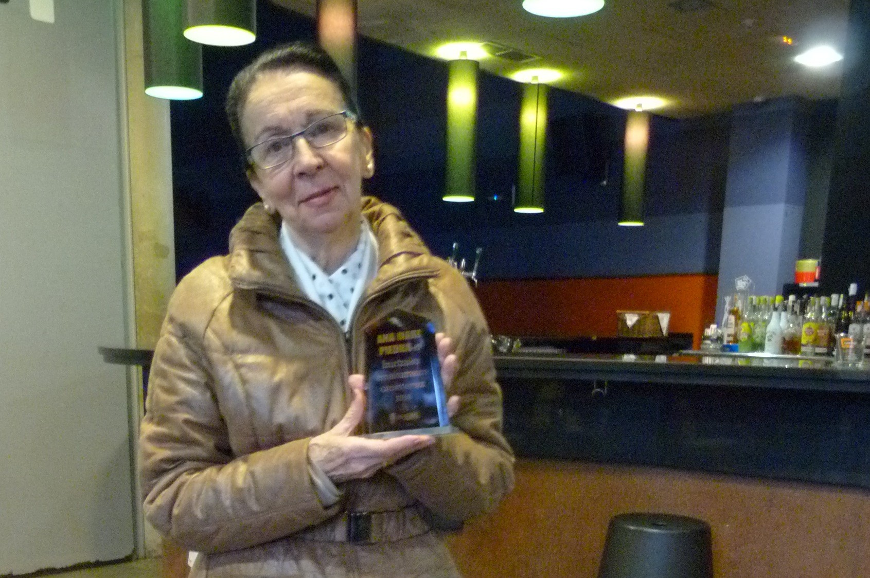 Ana Mari Piedra: "Oraindik injekzioak jartzeko edo belarritakoak ipintzeko eskatzen didate"