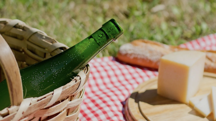 Garaiko sagardo egunerako 4 edalontzi