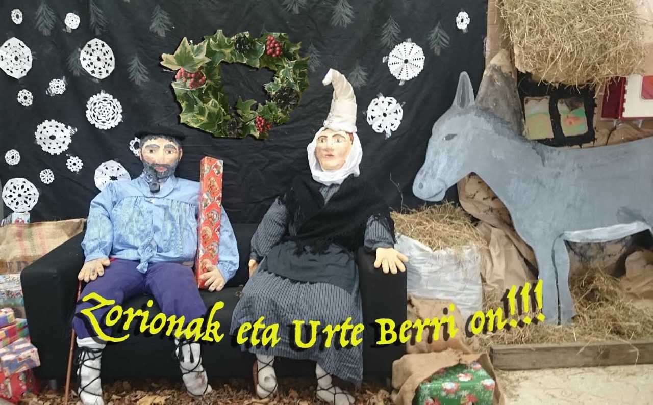Olentzero eta Mari Domingi Zelaietako eskolan!