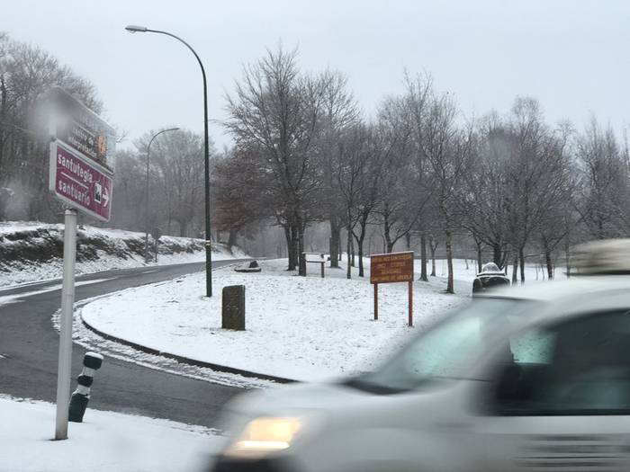 Elurtuta esnatu da Urkiola