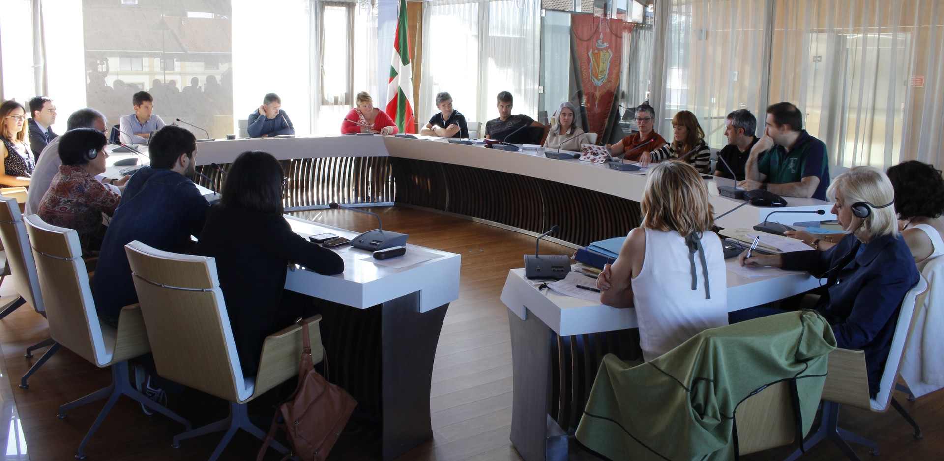 Negozio berria martxan jartzen duten ekintzaileak diruz lagunduko dituzte Zornotzan