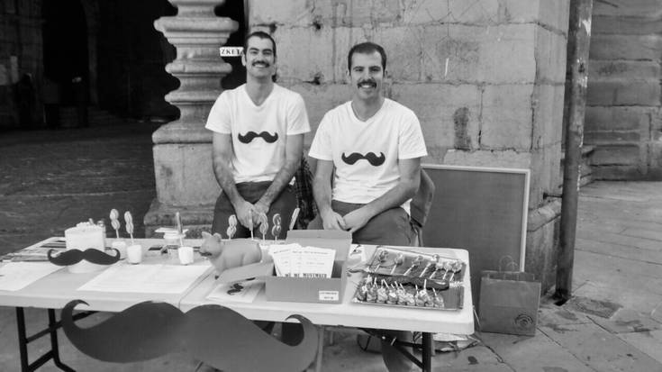 Movember: Minbiziaren kontra bibotea uzteko moda hazten dabil