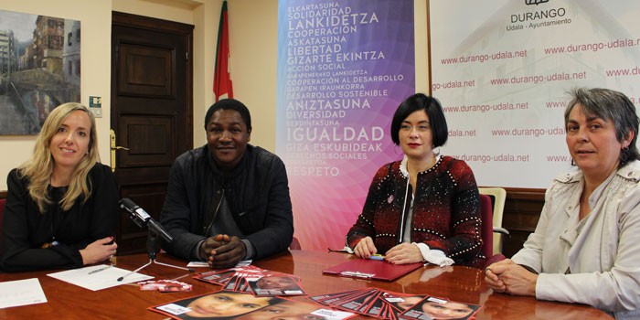 70 bikote, hizkuntzaren bidez etorkinak integratzeko