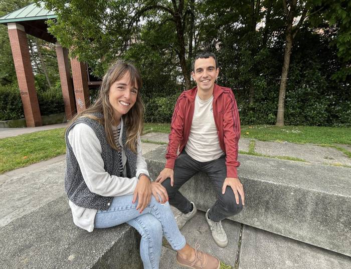 "Gurasoek euren artean dituzten  hartu-emanak euskalduntzea lortuko bagenu, pauso handia emango genuke"