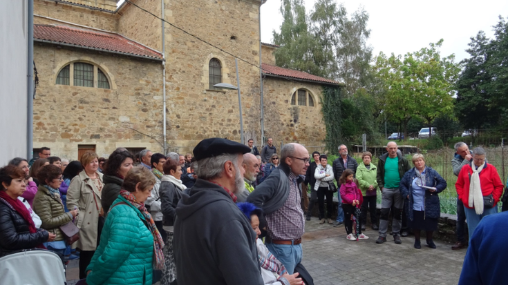 Jendetzak parte hartu du 'Josebaren lekuak' ibilaldi literarioan