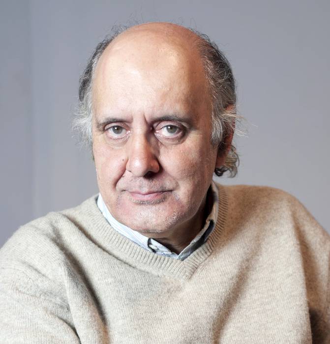 Eduardo Momeñe: "Obra baten zentzua ulertzen lagun behar luke kritikariak"