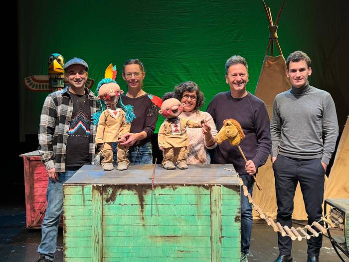 Lau emanaldi hogei urteko ibilbidea ospatzeko