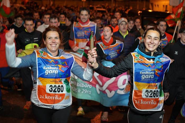 [ARGAZKI GALERIA]: Korrikak jendetza batu du Durangaldean