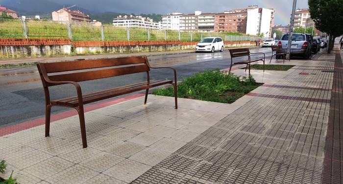 Lurpeko zaborrontzi haietatik, gainazaleko erabilera berri hauek