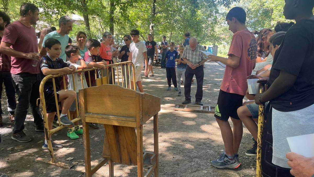 [EGITARAUA]: Antzerkia, erromeria eta bazkaria Arrazolako jaietan
