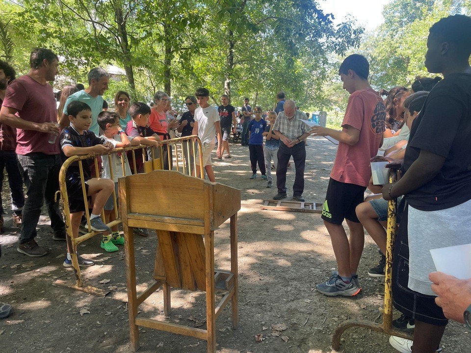 [EGITARAUA]: Antzerkia, erromeria eta bazkaria Arrazolako jaietan
