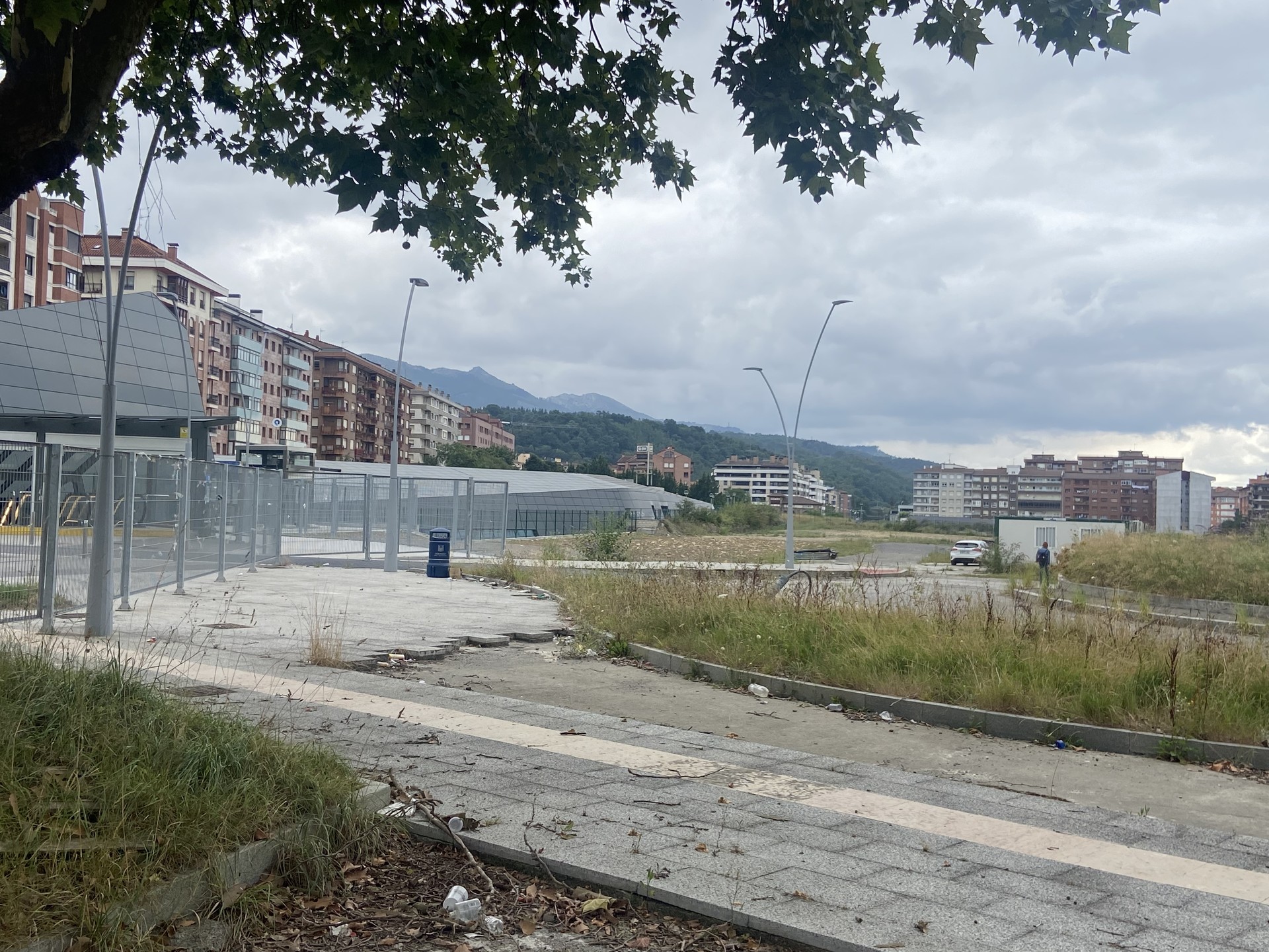 Tren geltoki zaharreko proiektua herritarrekin erabakitzea "exijitu" dio EH Bilduk gobernu taldeari