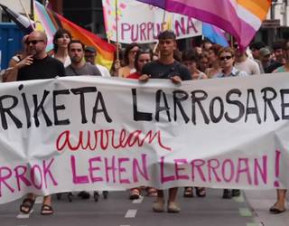 [BIDEOA]: Identitate eta sexualitate disidenteek Durangoko kaleak hartu dituzte