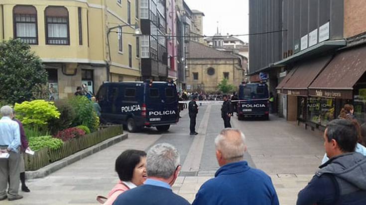 Polizia Nazionalak 33 urteko gaztea atxilotu du Matienan jihadismoaren aurkako nazioarteko polizia operazio baten barruan