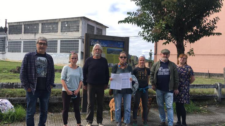 Sinadura bilketa abiatu dute AHTren lanen ondorien aurrean babesa eskatuz