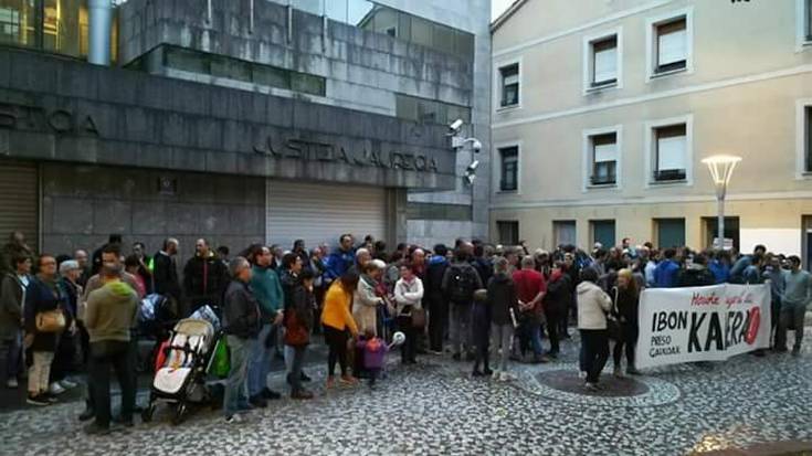 Ibon Iparragirre presoa kaleratzea eskatu dute, "hilzorian" dagoelako