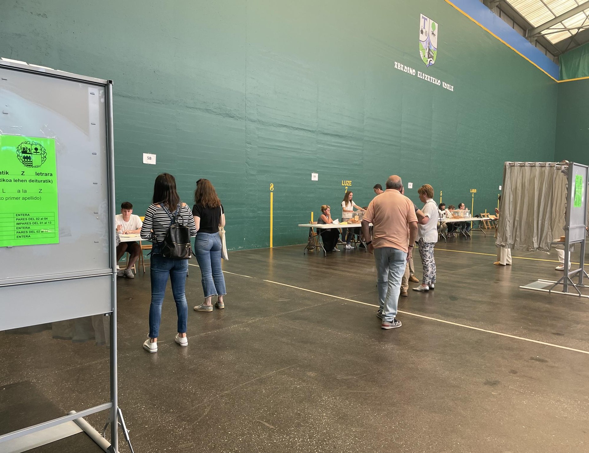 Partaidetzak behera egin du  Durangaldean 14:00etako datuetan