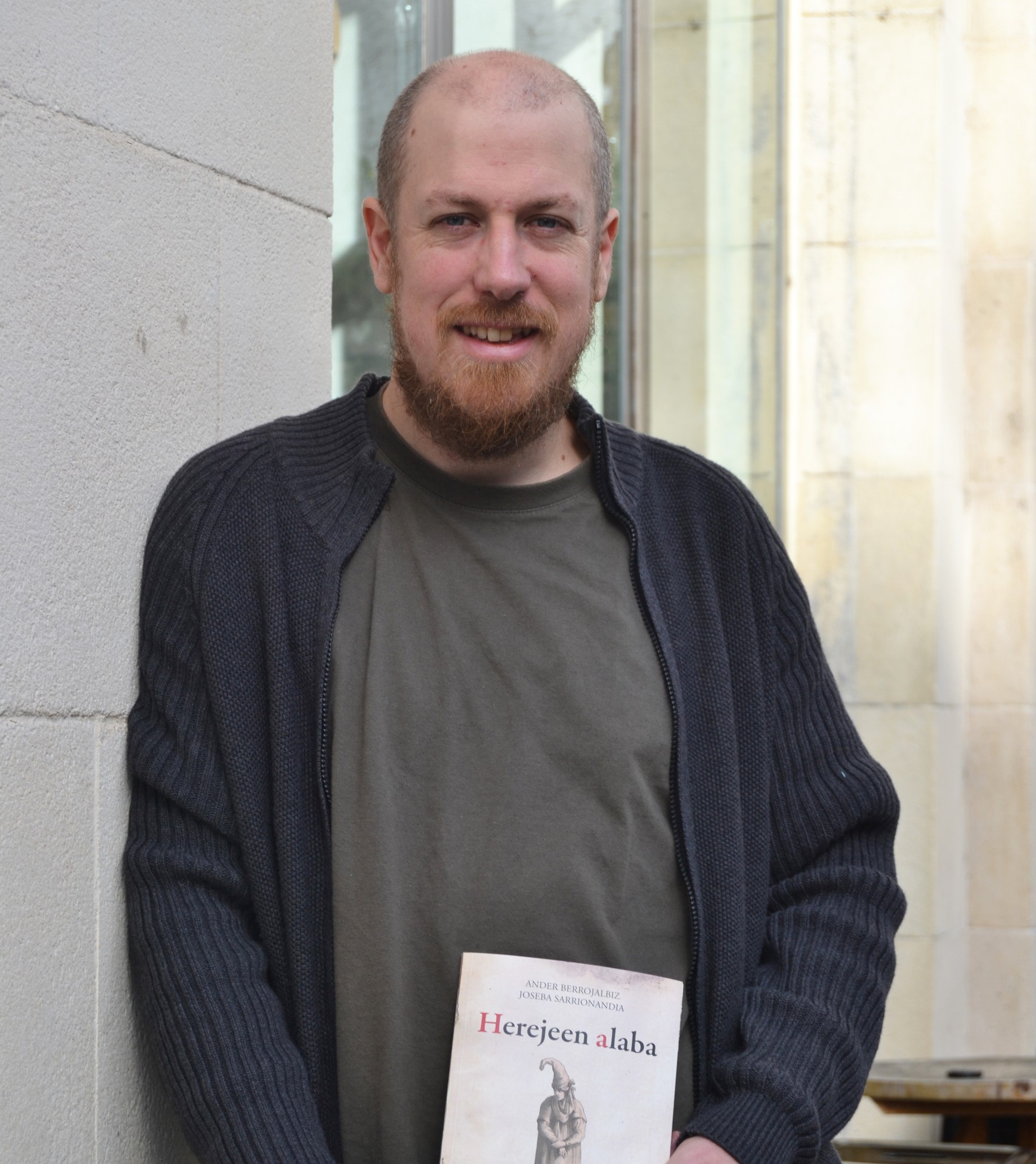 “Irakurlea harritzeko erabili da andren irudia, heresia zein txarra zen frogatzeko” 