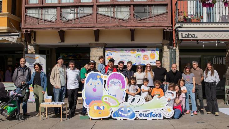Eusfera martxan dago, eta Durangora ailegatuko da domekan