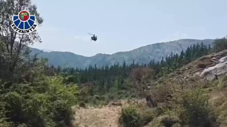 [BIDEOA] Larrialdi zerbitzuek bi mendizale erreskatatu behar izan dituzte Untzillatxen