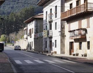 'Tresnak eta natura' erakusketa zabaldu dute Mañariako Hontza museoan