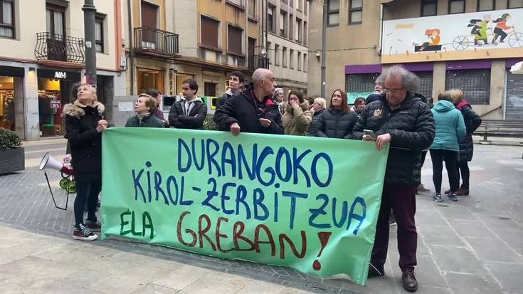 [BIDEOA]: Durangoko kirol monitoreen greba osoko bilkurara ailegatu da
