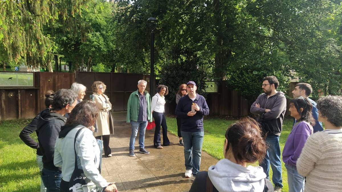 [ARGAZKI GALERIA]: Berbalagunak Zaldibarko ondarearen altxorrak ezagutzen ibili dira