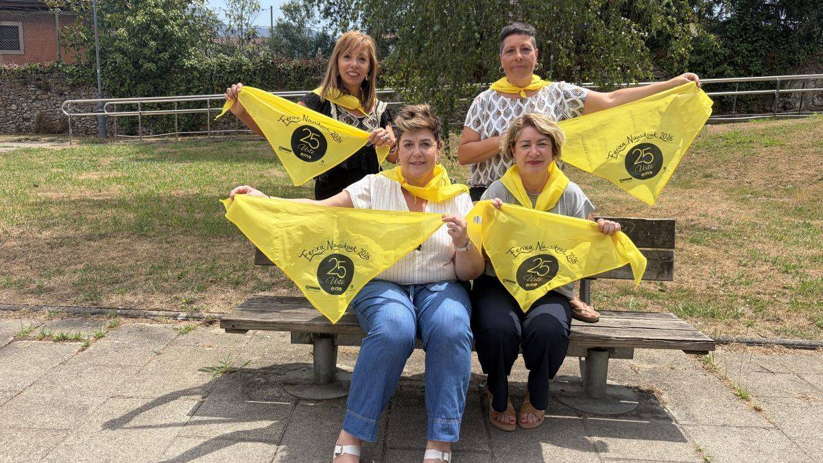 "Txupinazoaren momentuan EMEren zapiekin plaza horiz janztea gura dugu"