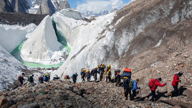 'K2, zerua ukitzen' dokumentala emango dute, bihar, Iturrin