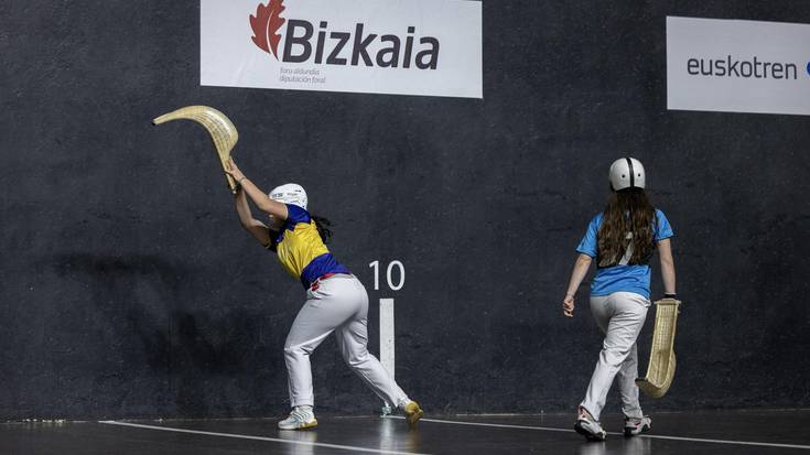 Helena Barrenetxea eta Arai Lejardi, egungo txapeldunak finalera salkatzen saiatuko dira gaur