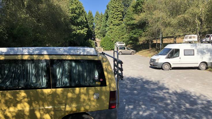 Uda honetan mendizale baino turista gehiago egon da Urkiolan