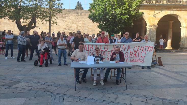"Elorrion hainbat dira Eguneko Zentroa behar duten herritarrak"
