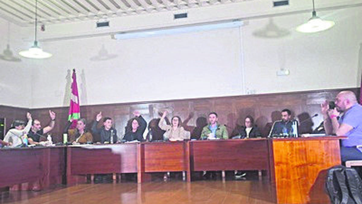 Kurutziagako biribilgunearen lehenengo urratsak hurbilago