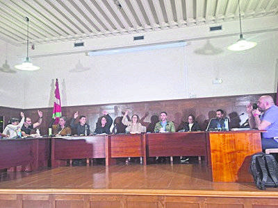 Kurutziagako biribilgunearen lehenengo urratsak hurbilago