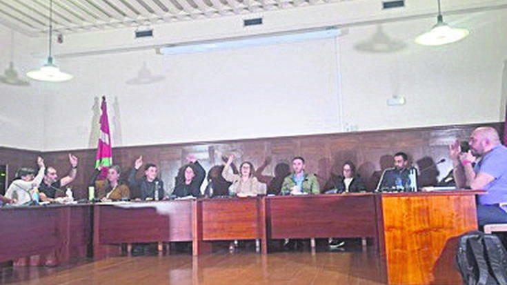 Kurutziagako biribilgunearen lehenengo urratsak hurbilago